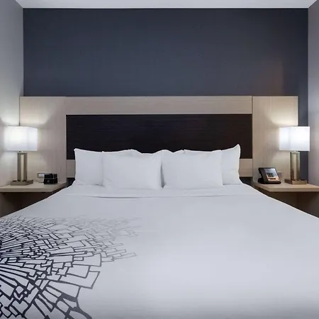 La Quinta Inn & Suites By Wyndham Shorewood Esterno foto