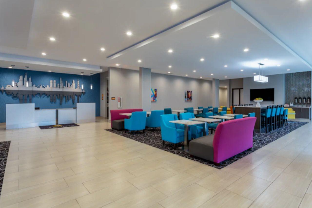 Hotel La Quinta & By Wyndham