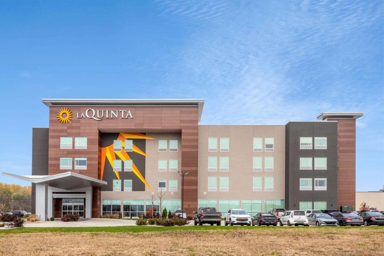 Hotel La Quinta & By Wyndham Shorewood
