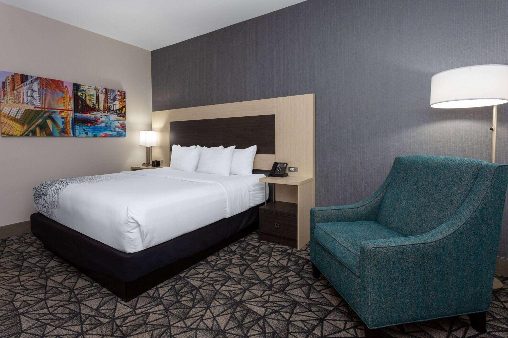 La Quinta & By Wyndham Hotel 3*